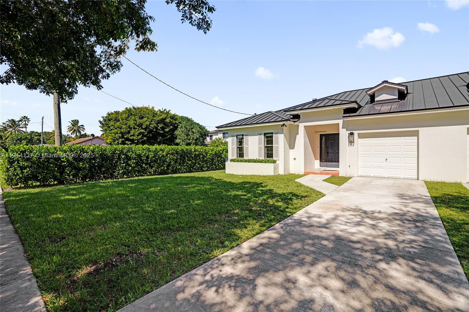 See details / 2672 sq. ft. $ 2025-11-14 0 Photo