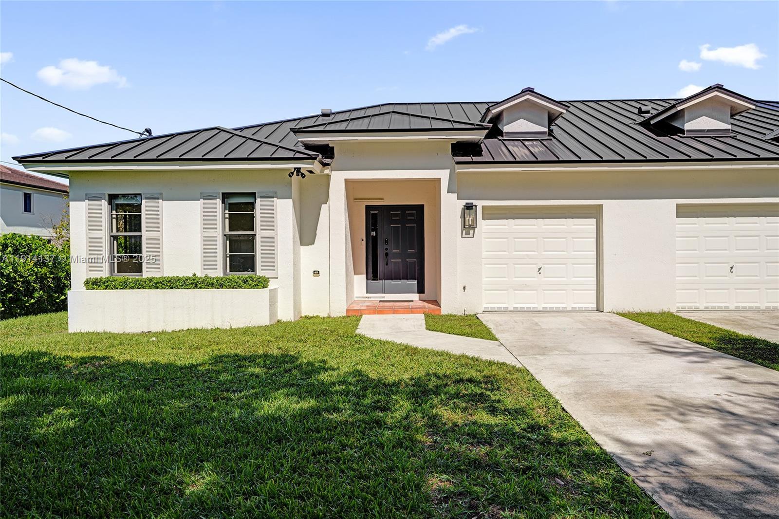 See details / 2672 sq. ft. $ 2025-11-14 0 Photo