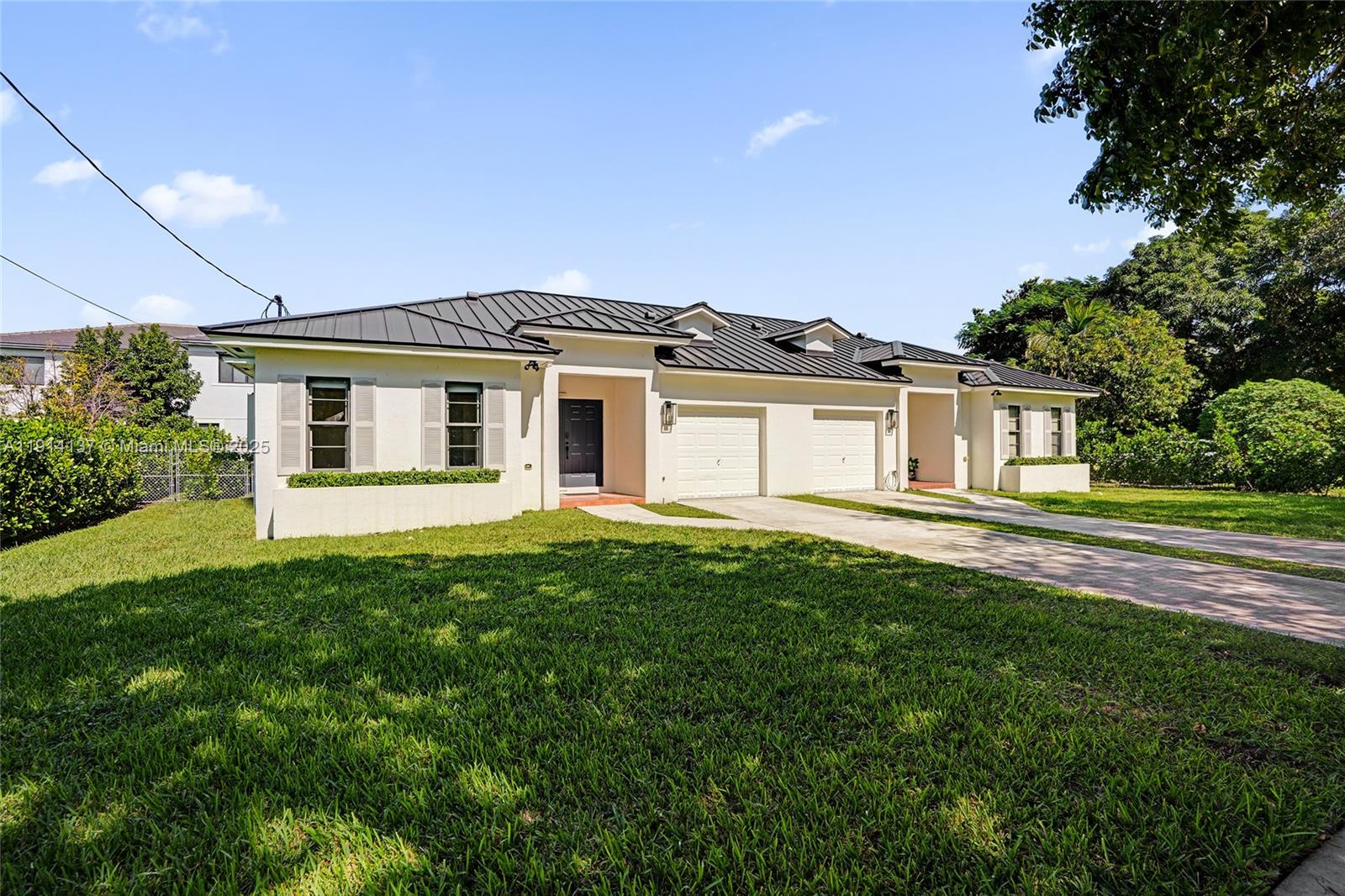 See details / 2672 sq. ft. $ 2025-11-14 0 Photo