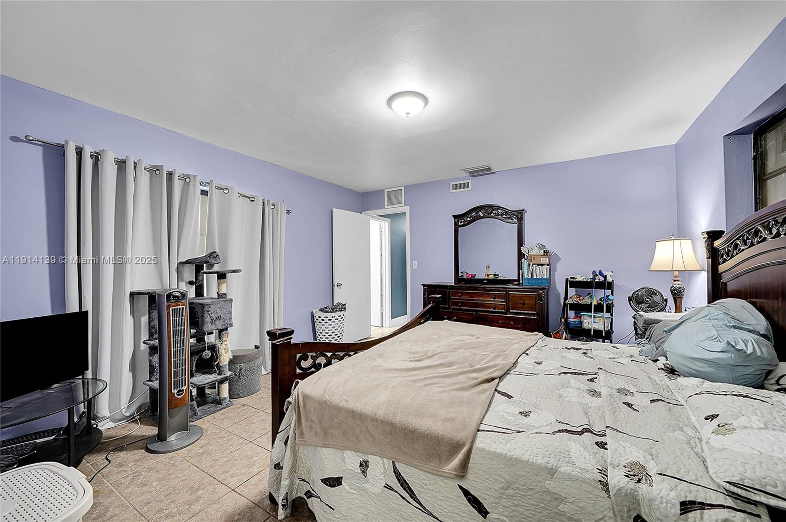 7916 3 / 2 1416 sq. ft. $ 2026-03-24 0 Photo