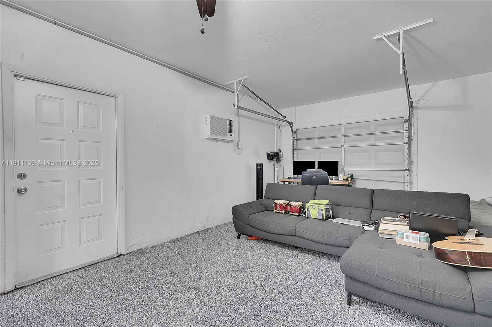 7916 3 / 2 1416 sq. ft. $ 2026-03-24 0 Photo