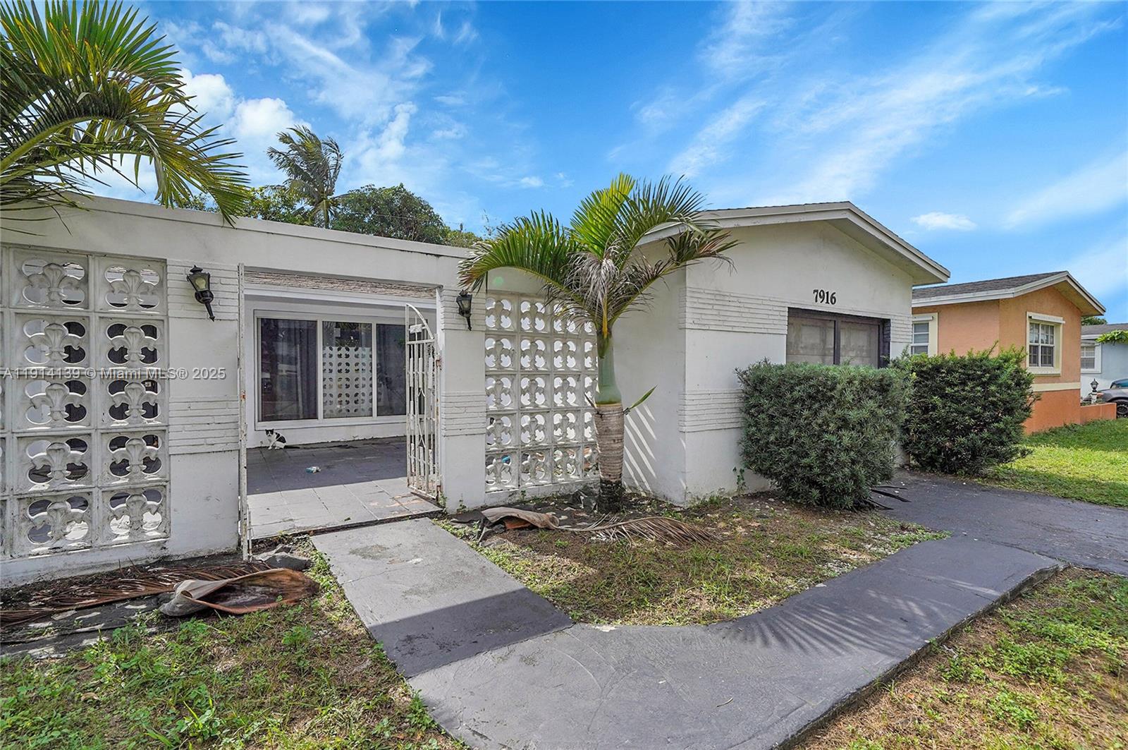 7916 3 / 2 1416 sq. ft. $ 2026-03-24 0 Photo