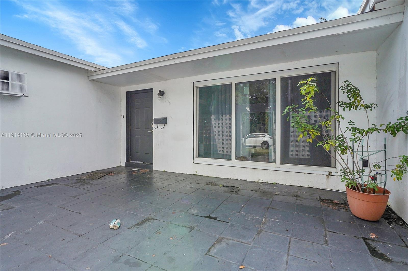 7916 3 / 2 1416 sq. ft. $ 2026-03-24 0 Photo