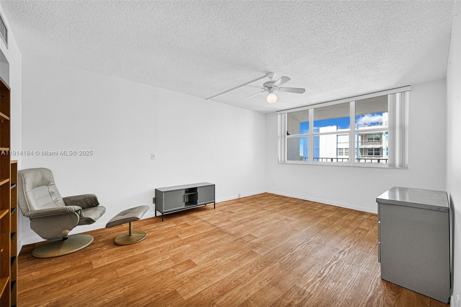 Photo of 1410 Ocean Dr  #1603, Hollywood, Florida, 33019 - 