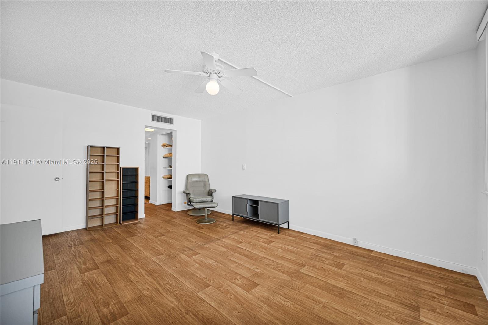 Photo of 1410 Ocean Dr  #1603, Hollywood, Florida, 33019 - 