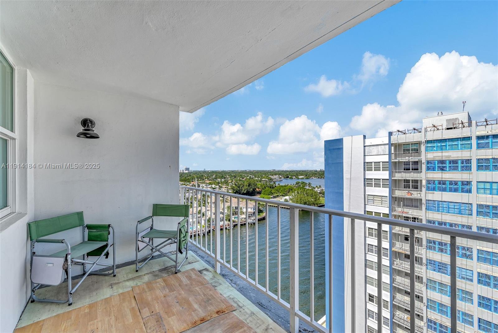 Photo of 1410 Ocean Dr  #1603, Hollywood, Florida, 33019 - 