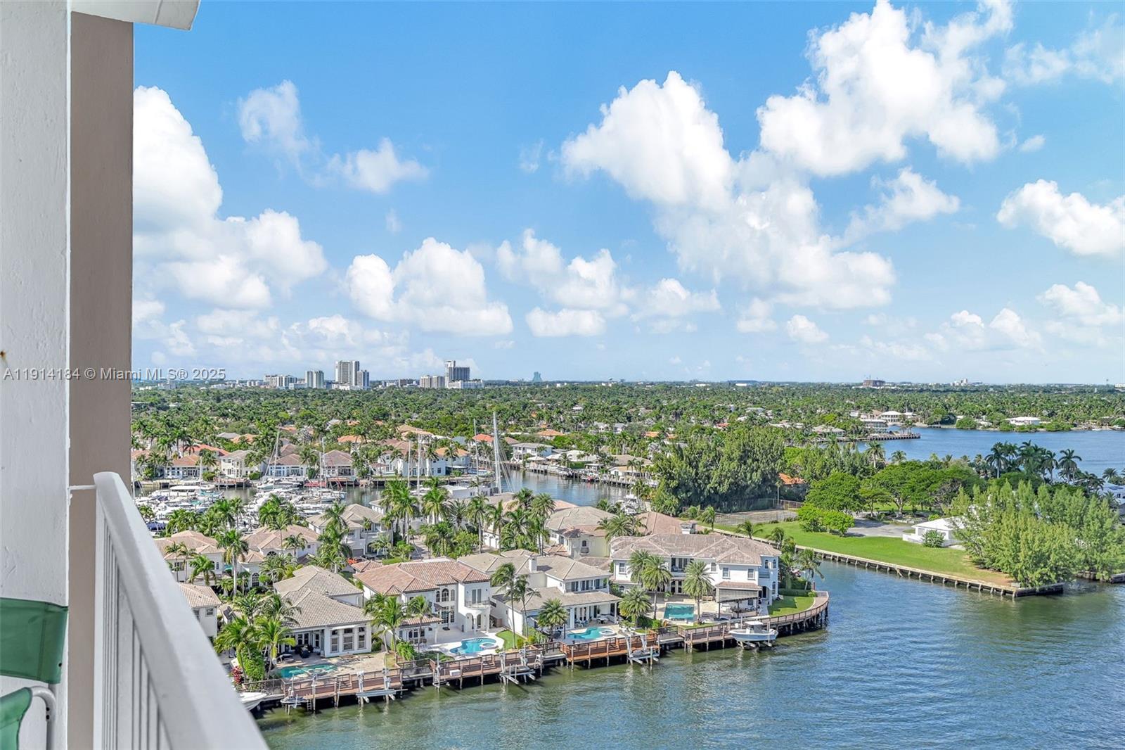 Photo of 1410 Ocean Dr  #1603, Hollywood, Florida, 33019 - 