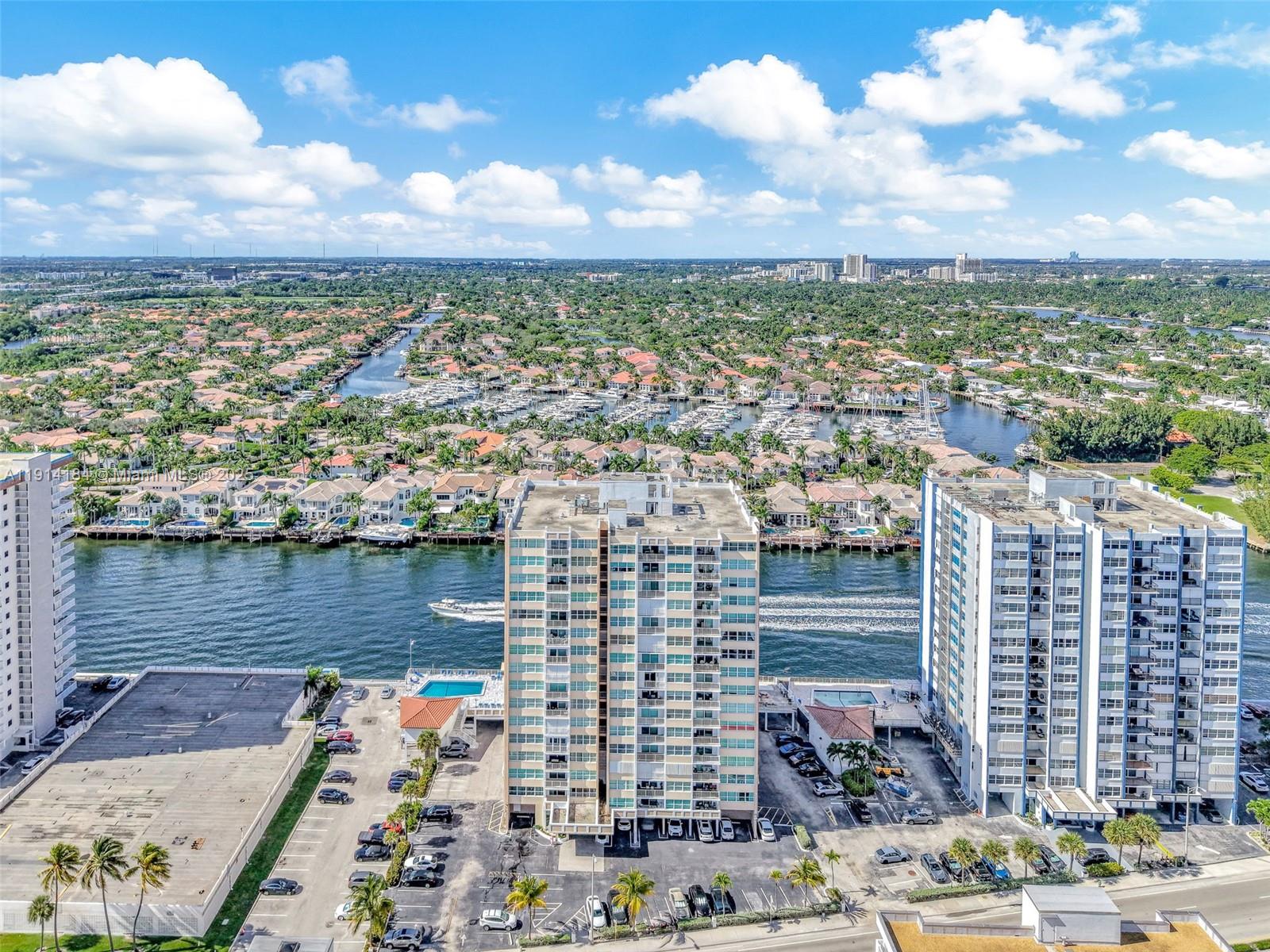 Photo of 1410 Ocean Dr  #1603, Hollywood, Florida, 33019 - 