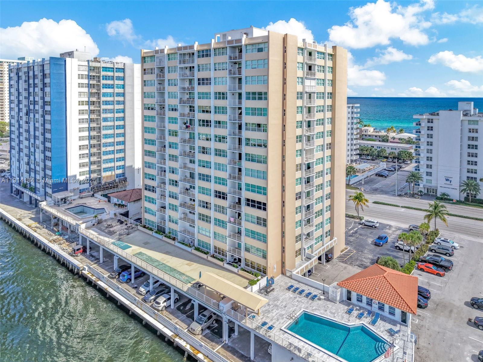Photo of 1410 Ocean Dr  #1603, Hollywood, Florida, 33019 - 