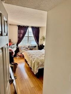 10 M 1 / 2 798 sq. ft. $ 2025-11-14 0 Photo