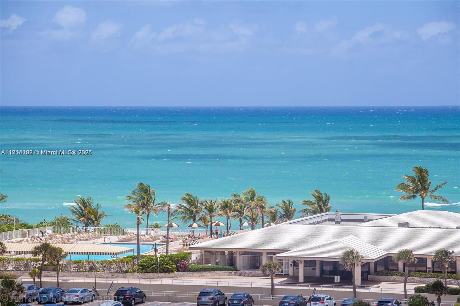 10 M 1 / 2 798 sq. ft. $ 2025-11-14 0 Photo