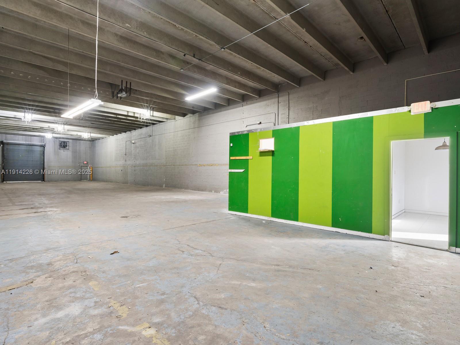 108-109  /   sq. ft. $ 2025-11-14 0 Photo