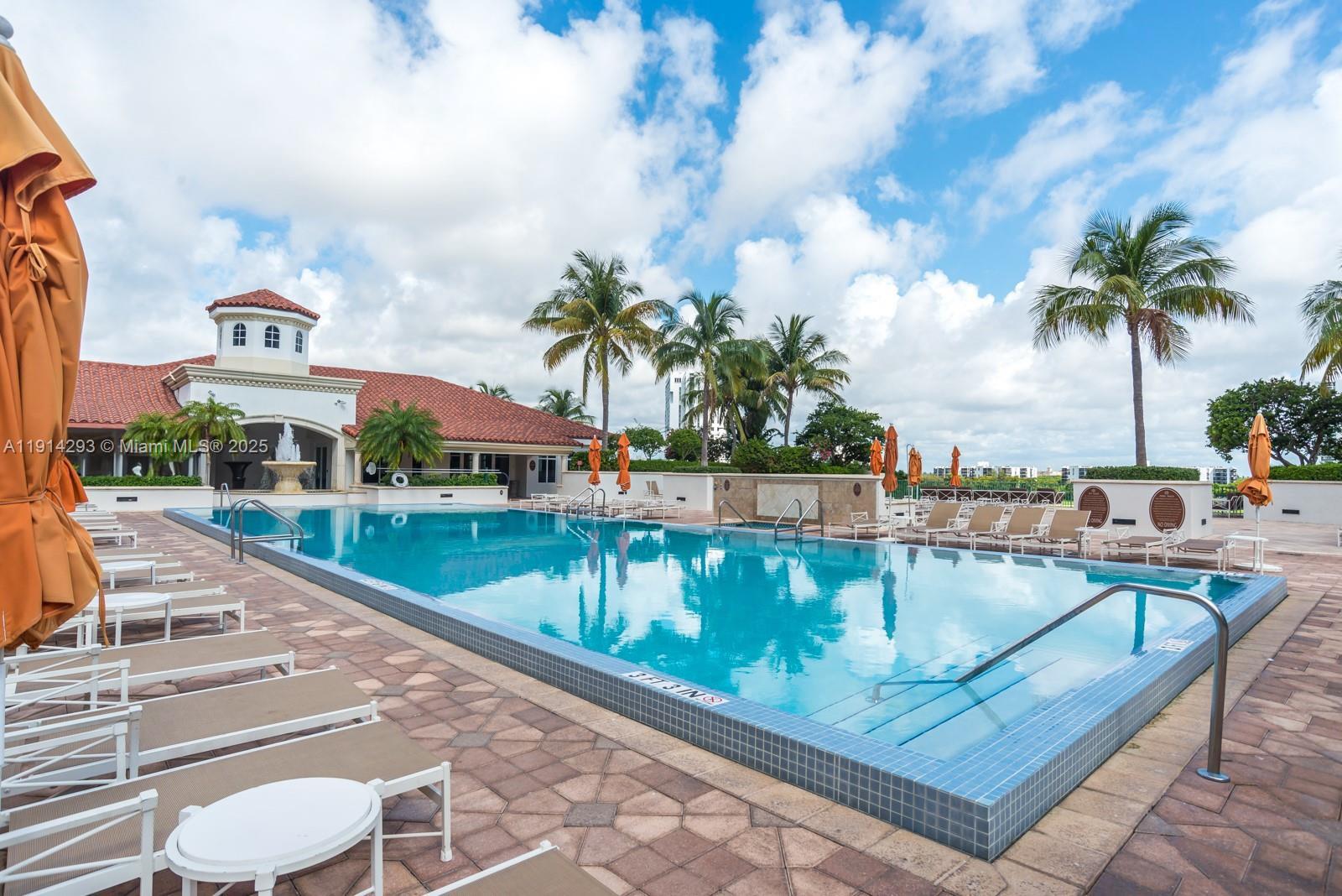 Photo of 19900 Country Club Dr  #TS14, Aventura, Florida, 33180 - 