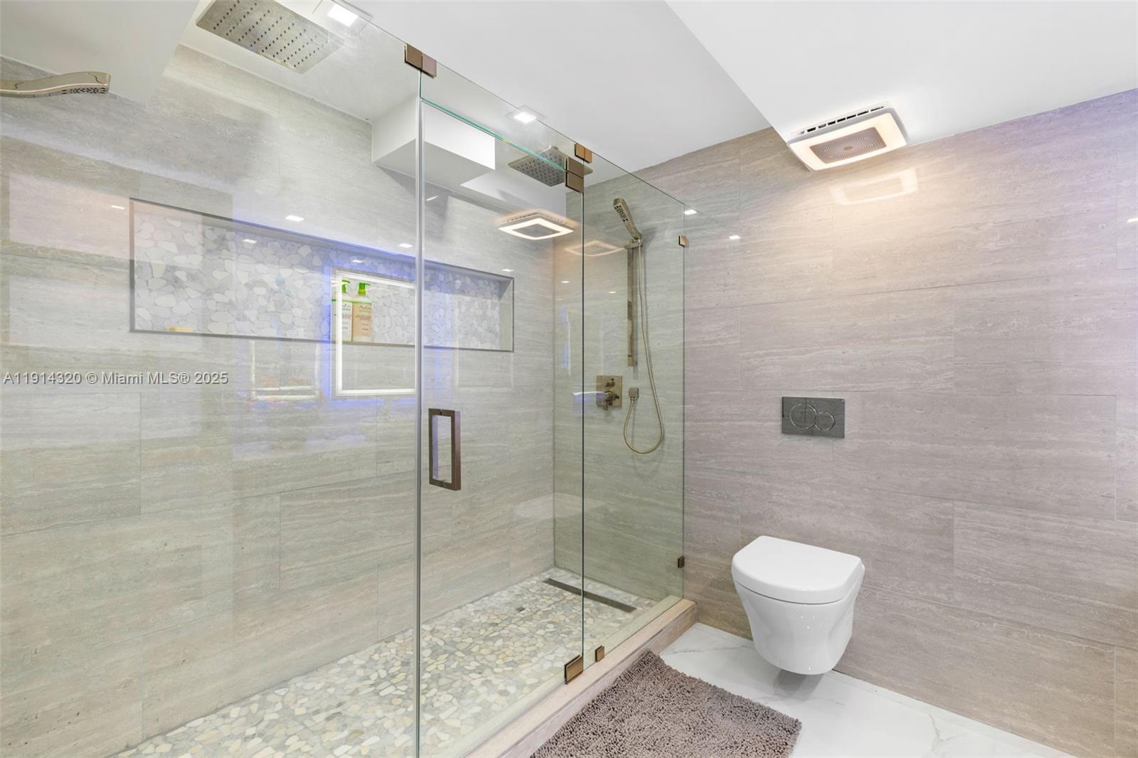 Photo of 3180 Ocean Dr  #1408, Hallandale Beach, Florida, 33009 - 