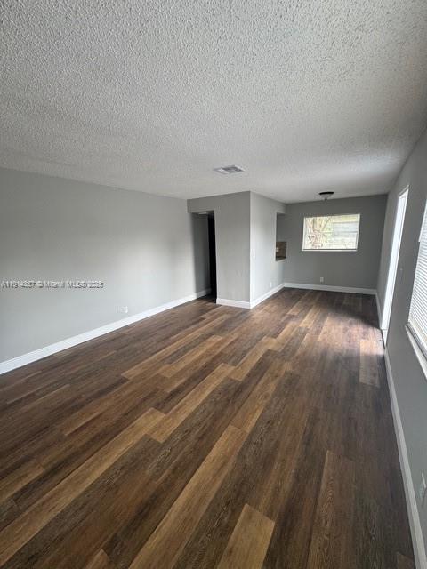   /  2886 sq. ft. $ 2025-11-14 0 Photo