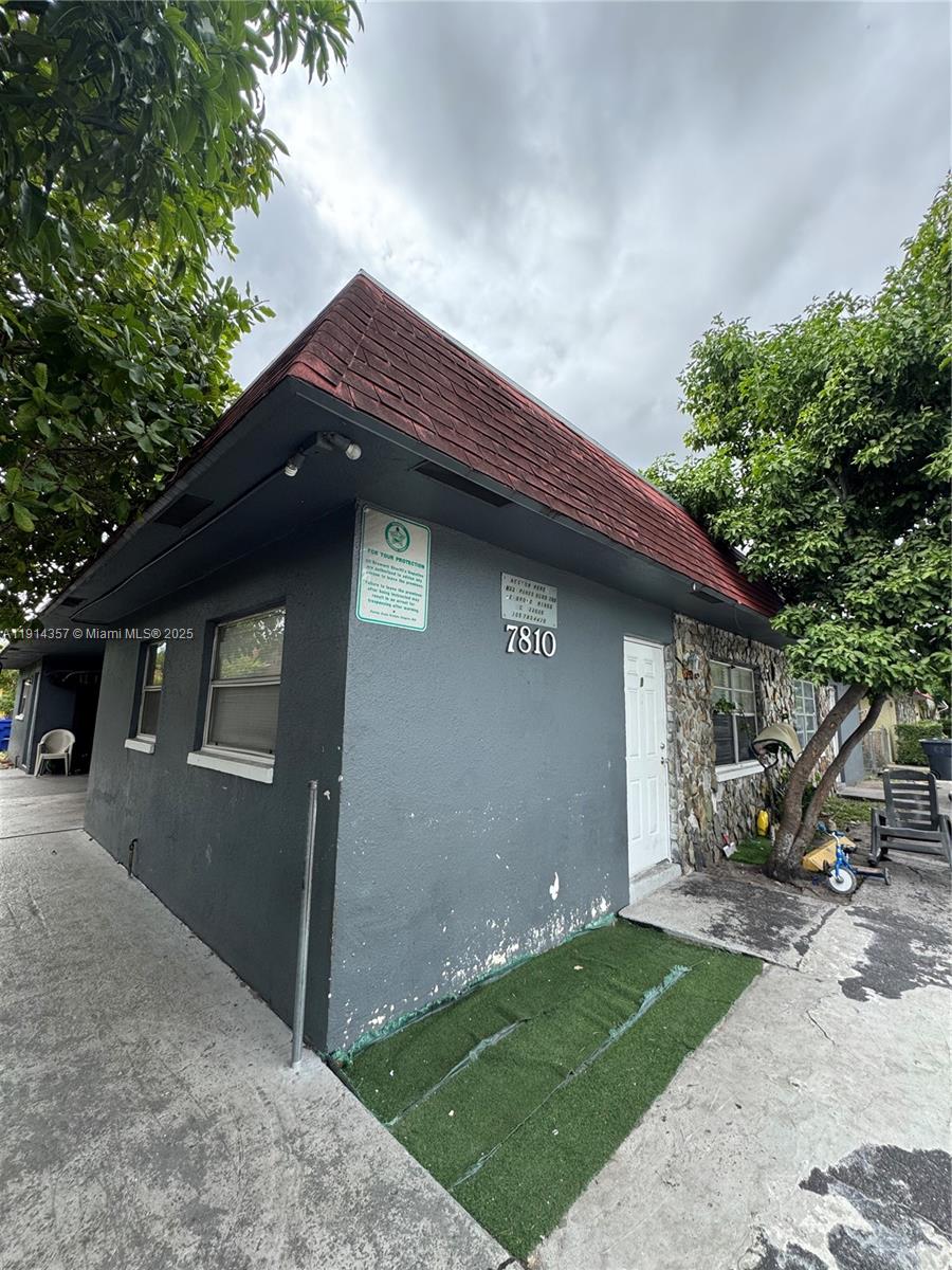   /  2886 sq. ft. $ 2025-11-14 0 Photo