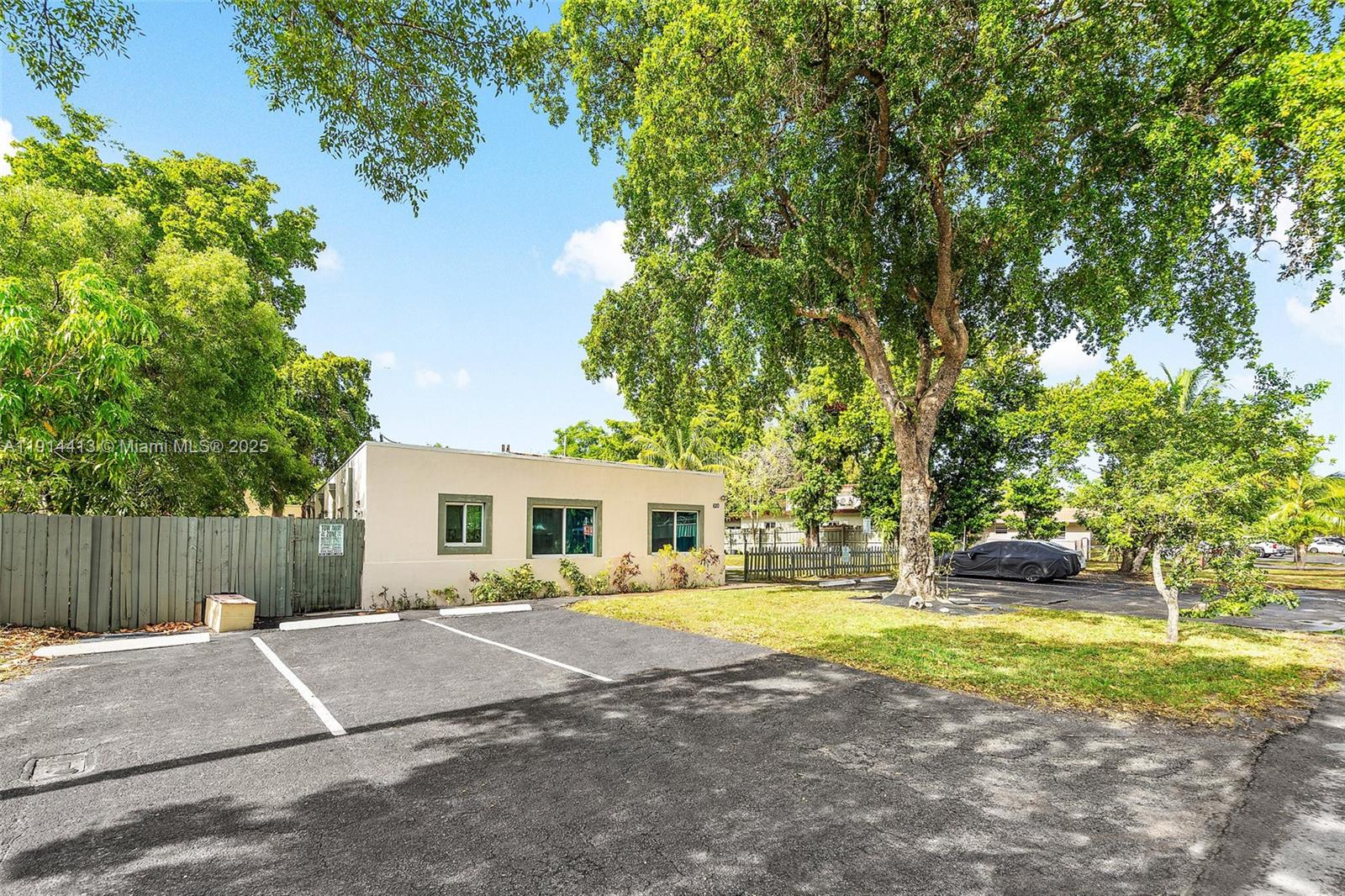 Ver detalles 1-7 / sq. ft. $ 2025-11-14 0 foto