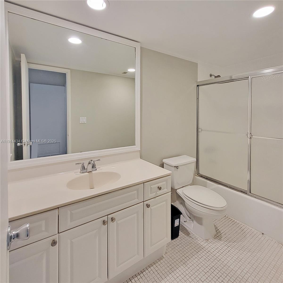 Photo of 19380 Collins Ave  #1107, Sunny Isles Beach, Florida, 33160 - 