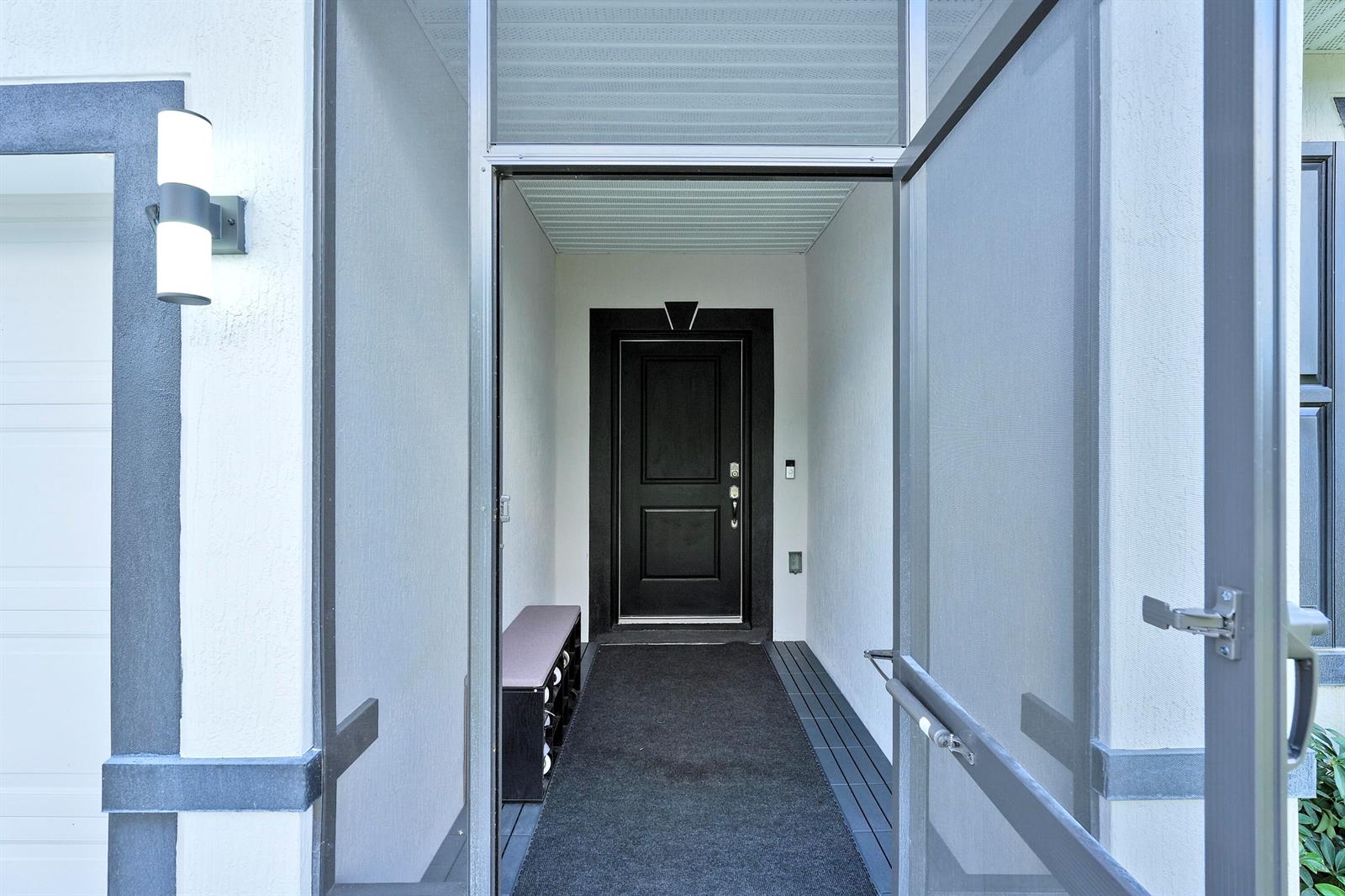 684 4 / 2 2066 sq. ft. $ 2026-09-15 0 Photo