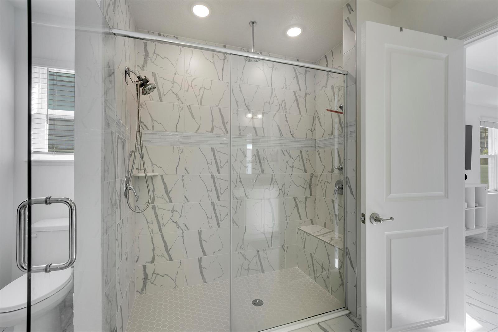 684 4 / 2 2066 sq. ft. $ 2026-09-15 0 Photo