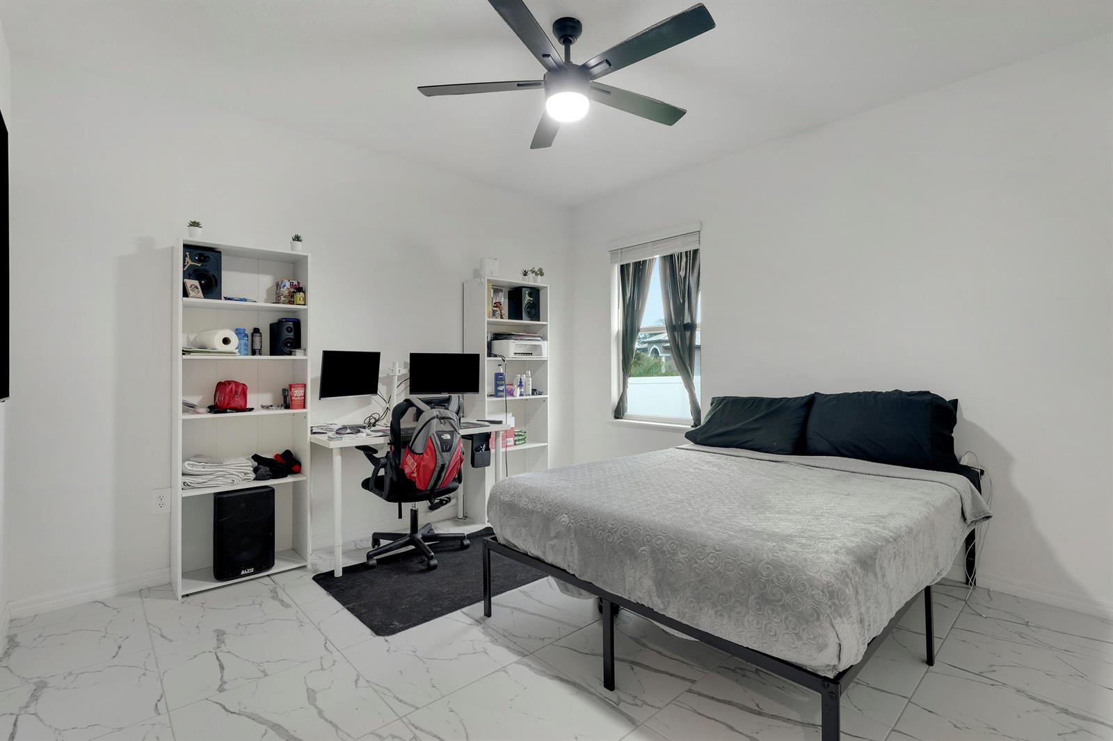 684 4 / 2 2066 sq. ft. $ 2026-09-15 0 Photo