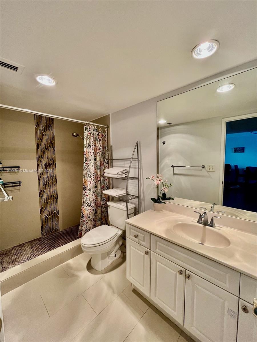 Photo of 19390 Collins Ave  #225, Sunny Isles Beach, Florida, 33160 - 