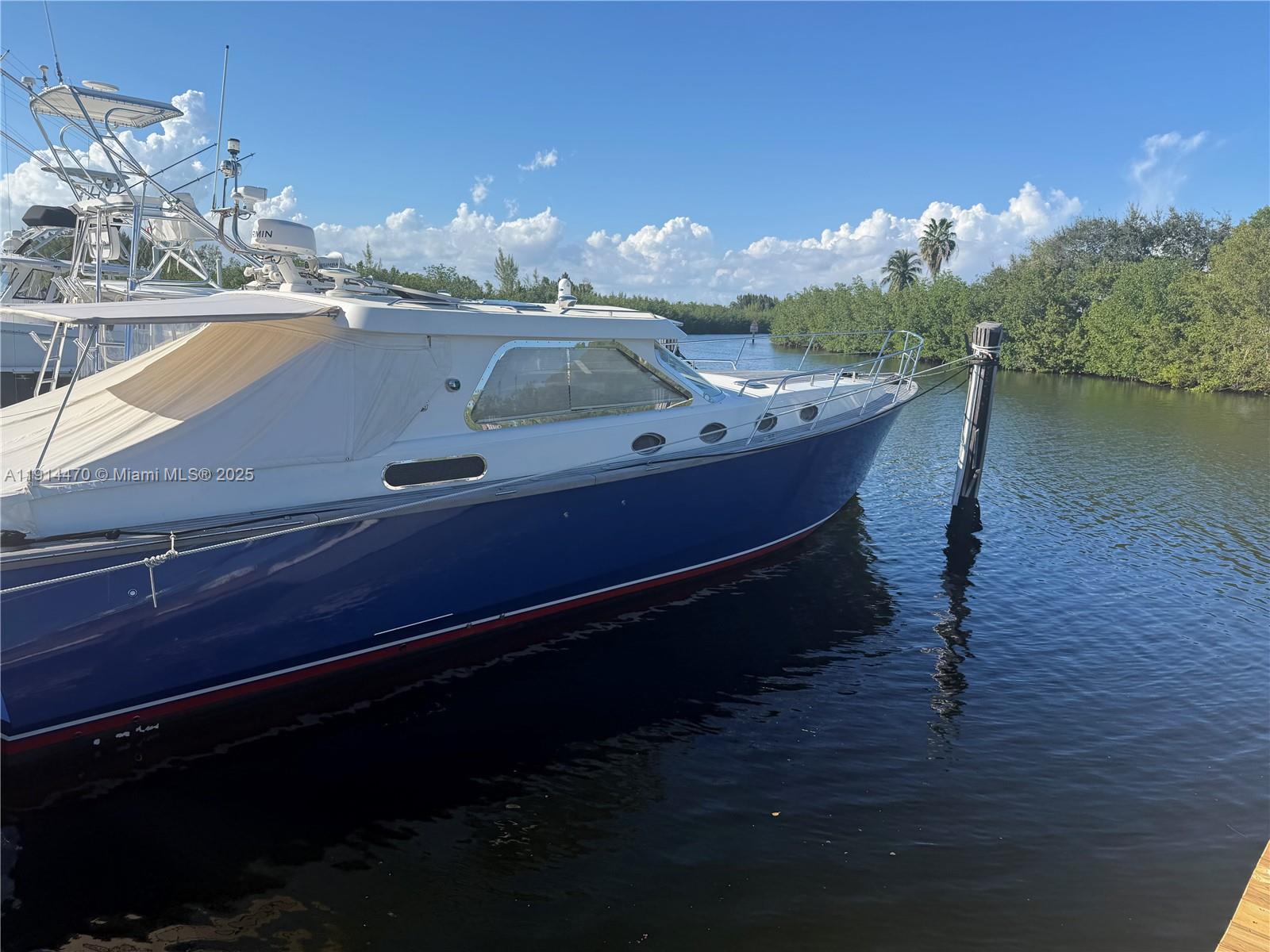 Ver detalles / sq. ft. $ 2025-11-14 0 foto