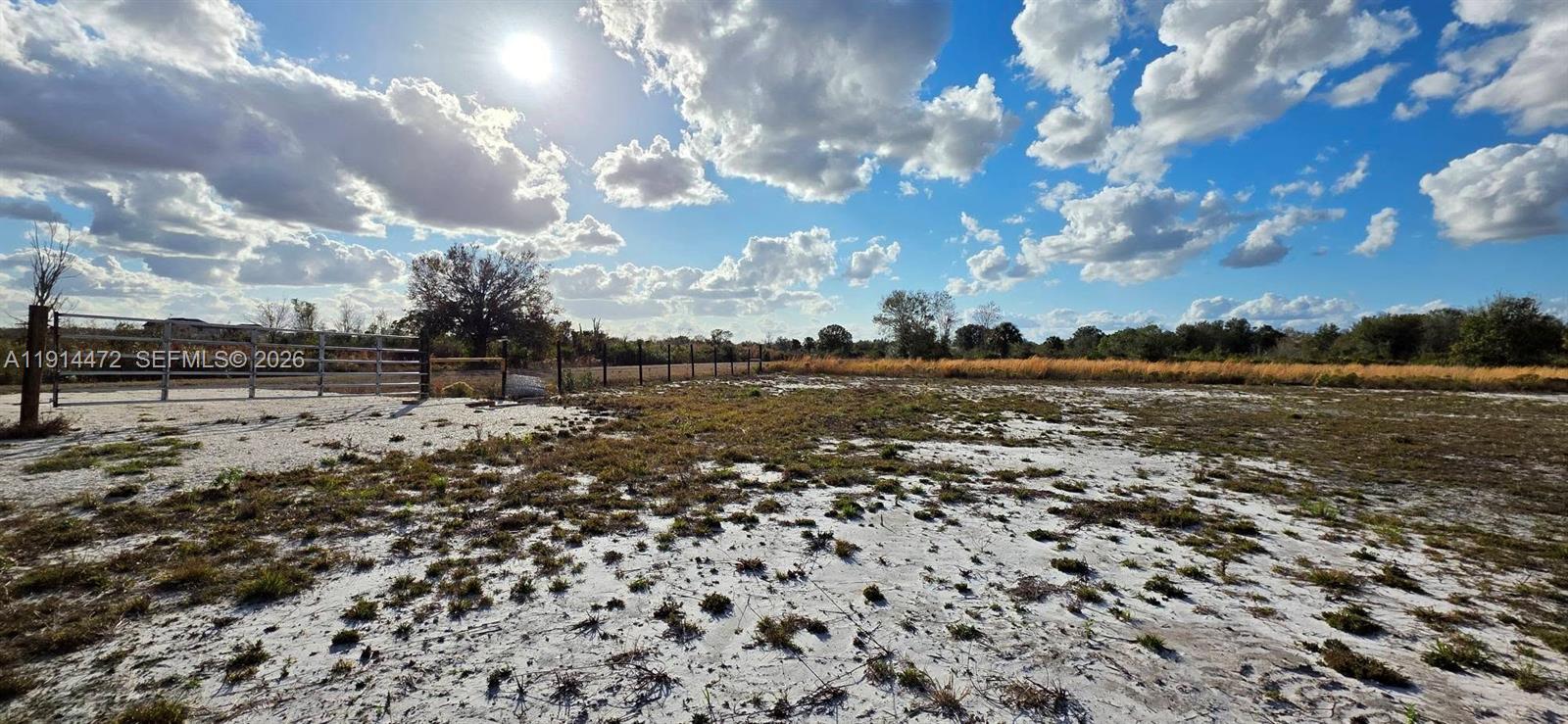 Ver detalles / sq. ft. $ 2025-12-15 0 foto