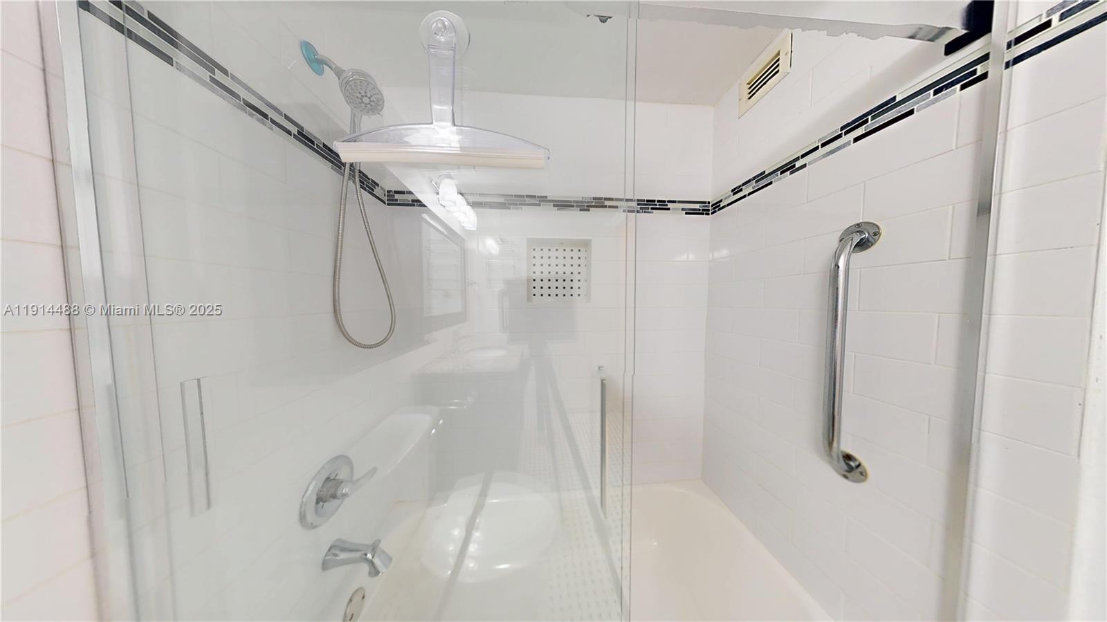 Photo of 600 THREE ISLANDS BLVD  #402, Hallandale Beach, Florida, 33009 - 