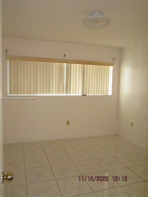 See details 208 2 / 1 810 sq. ft. $ 2025-11-14 0 Photo