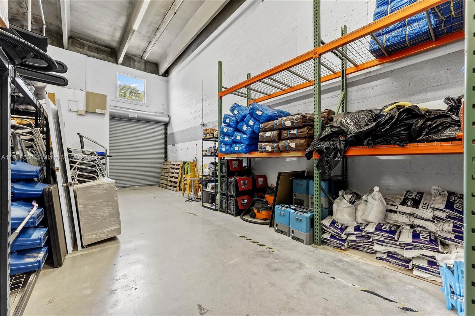 See details 6 and 7 / sq. ft. $ 2025-11-14 0 Photo