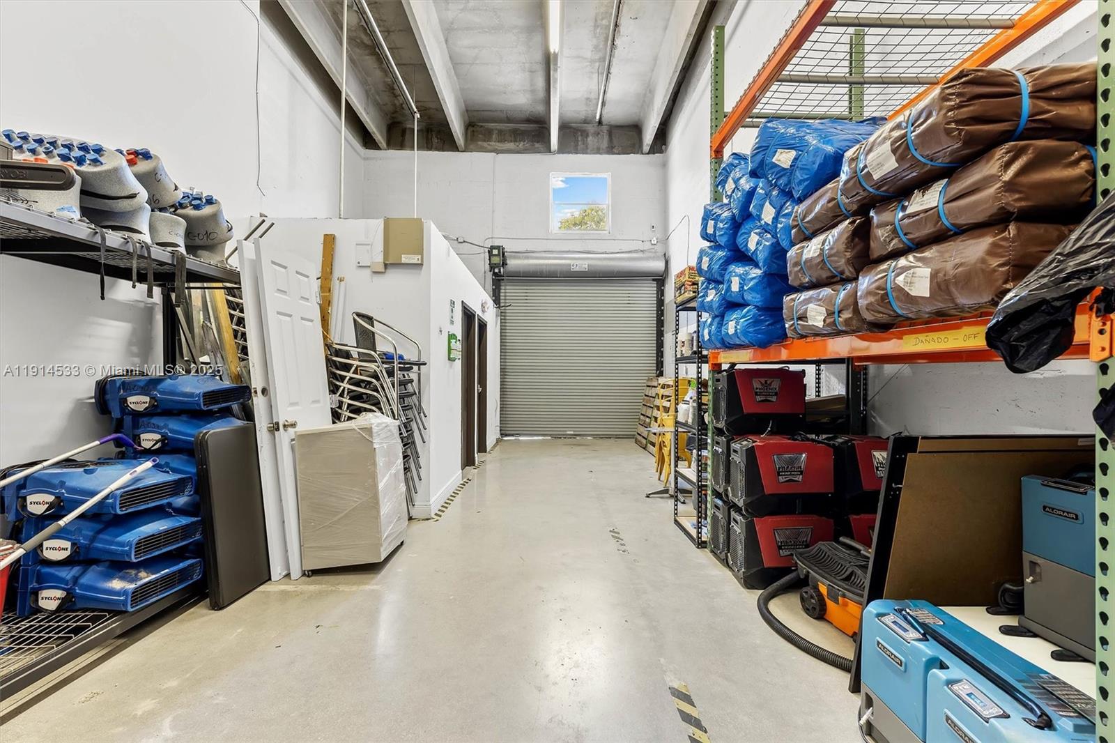 See details 6 and 7 / sq. ft. $ 2025-11-14 0 Photo