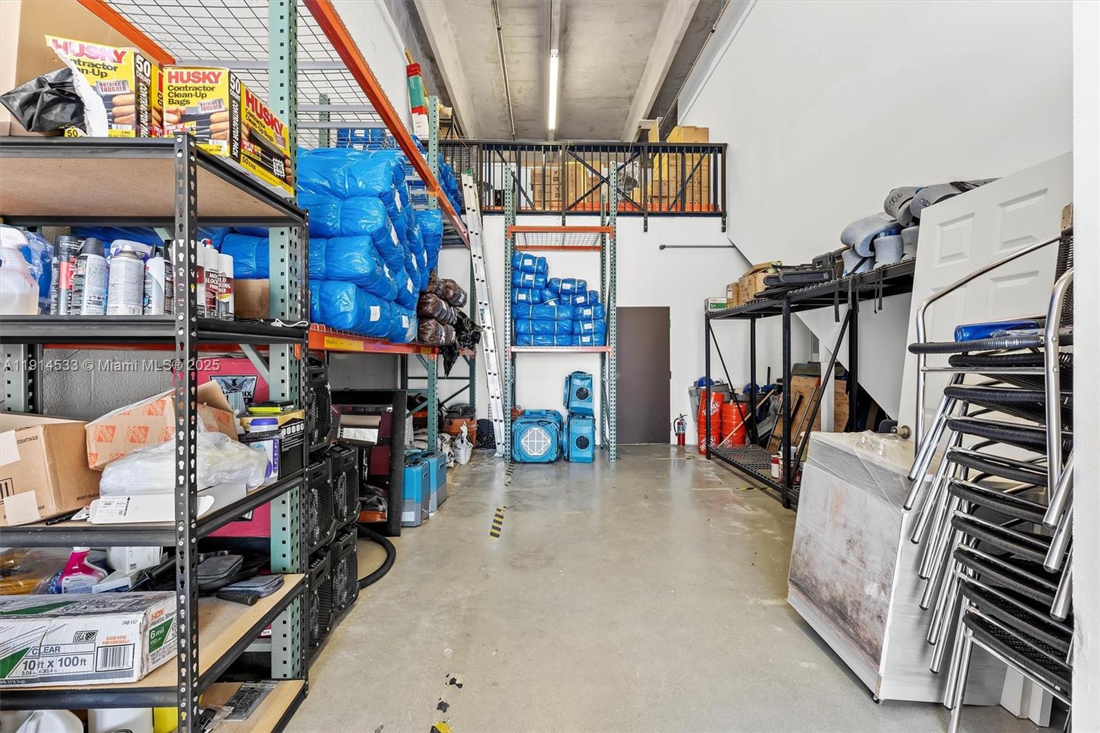 See details 6 and 7 / sq. ft. $ 2025-11-14 0 Photo