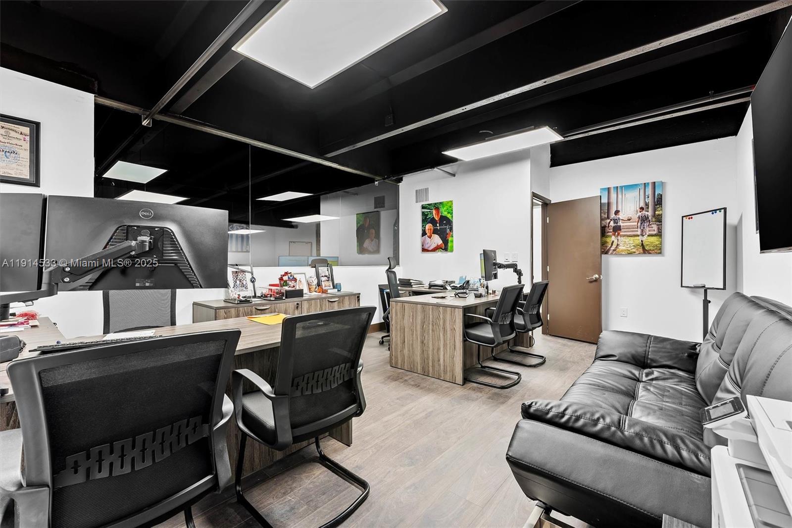 See details 6 and 7 / sq. ft. $ 2025-11-14 0 Photo