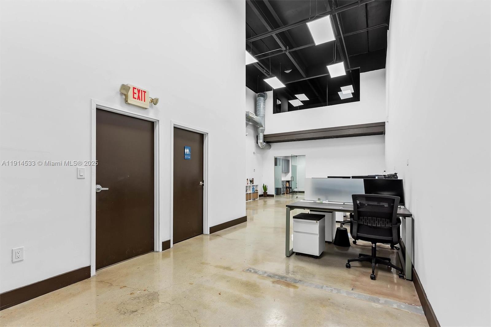 See details 6 and 7 / sq. ft. $ 2025-11-14 0 Photo