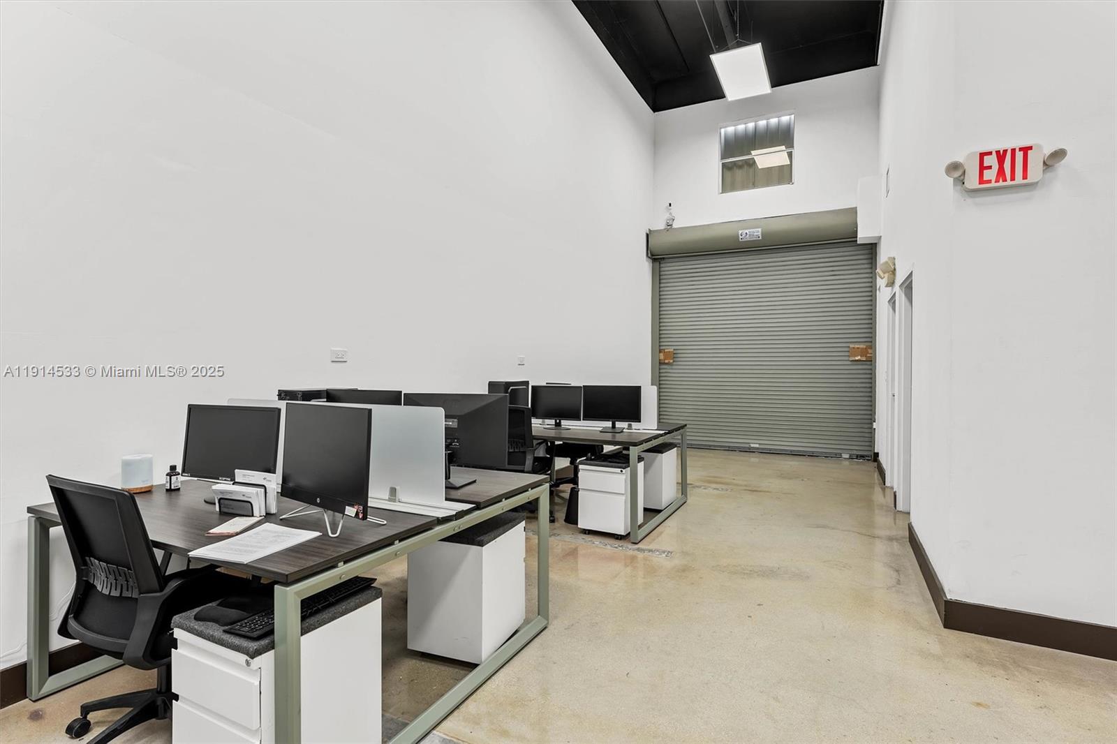 See details 6 and 7 / sq. ft. $ 2025-11-14 0 Photo