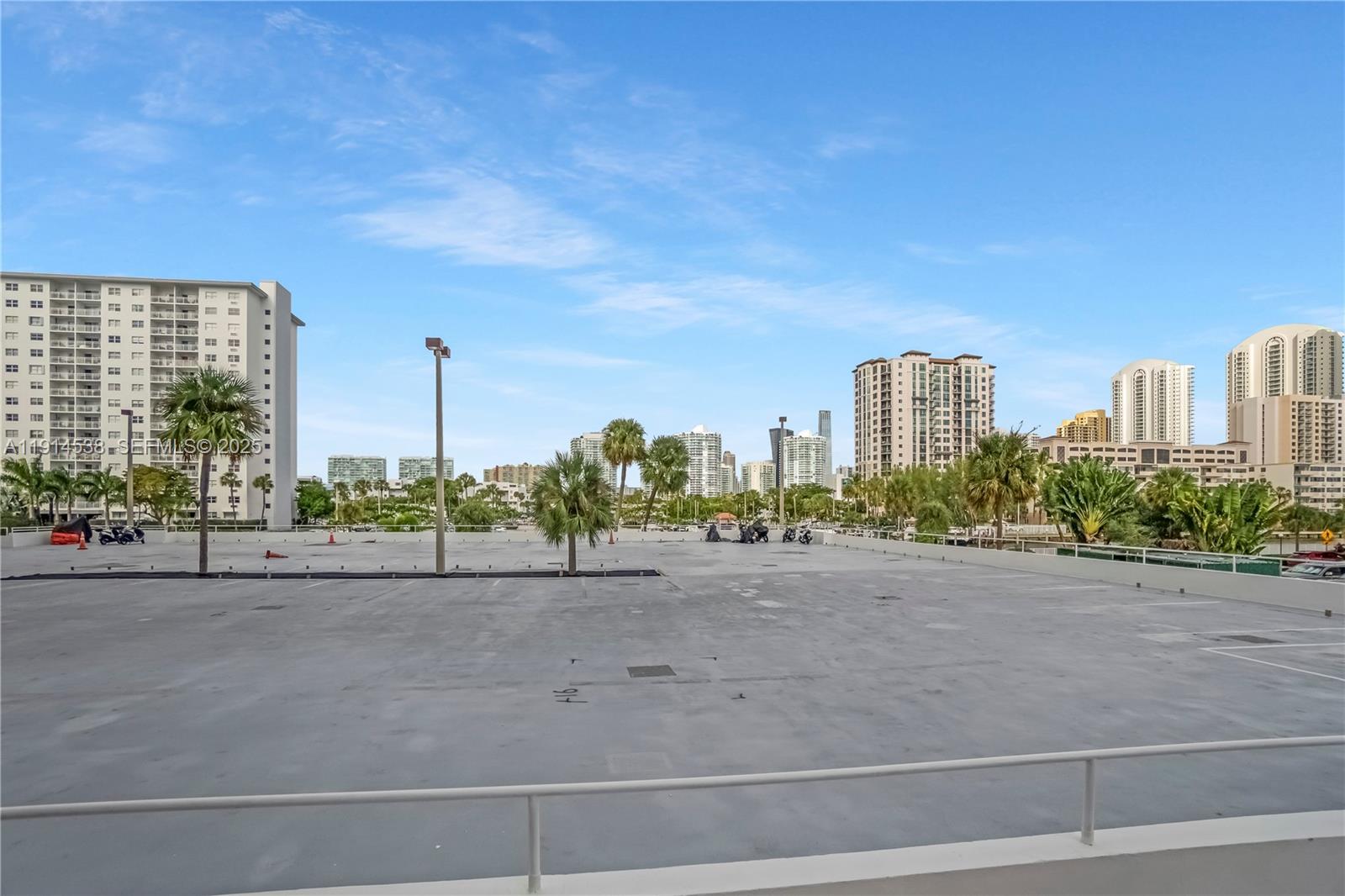 125 0 / 1 598 sq. ft. $ 2025-11-14 0 Photo