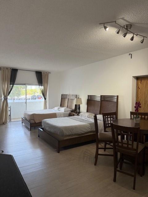 125 0 / 1 598 sq. ft. $ 2025-11-14 0 foto