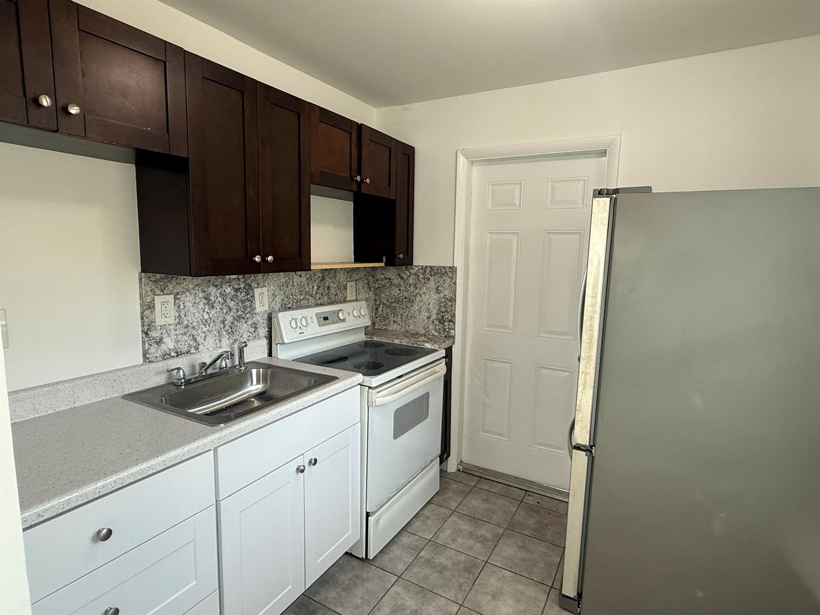 See details / 3 2454 sq. ft. $ 2026-05-07 0 Photo