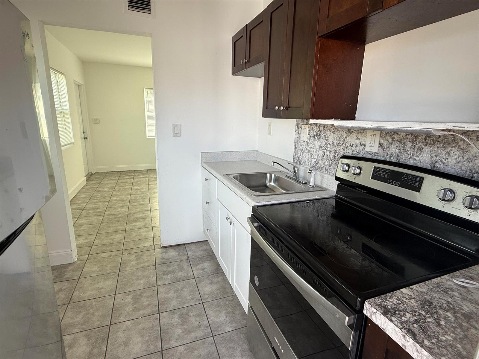 See details / 3 2454 sq. ft. $ 2026-05-07 0 Photo