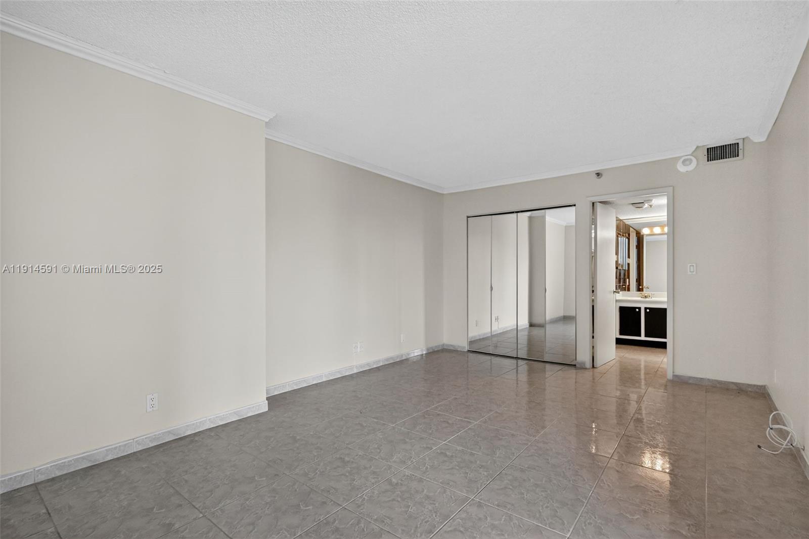 Photo of 20355 34th Ct #321, Aventura, Florida, 33180 -