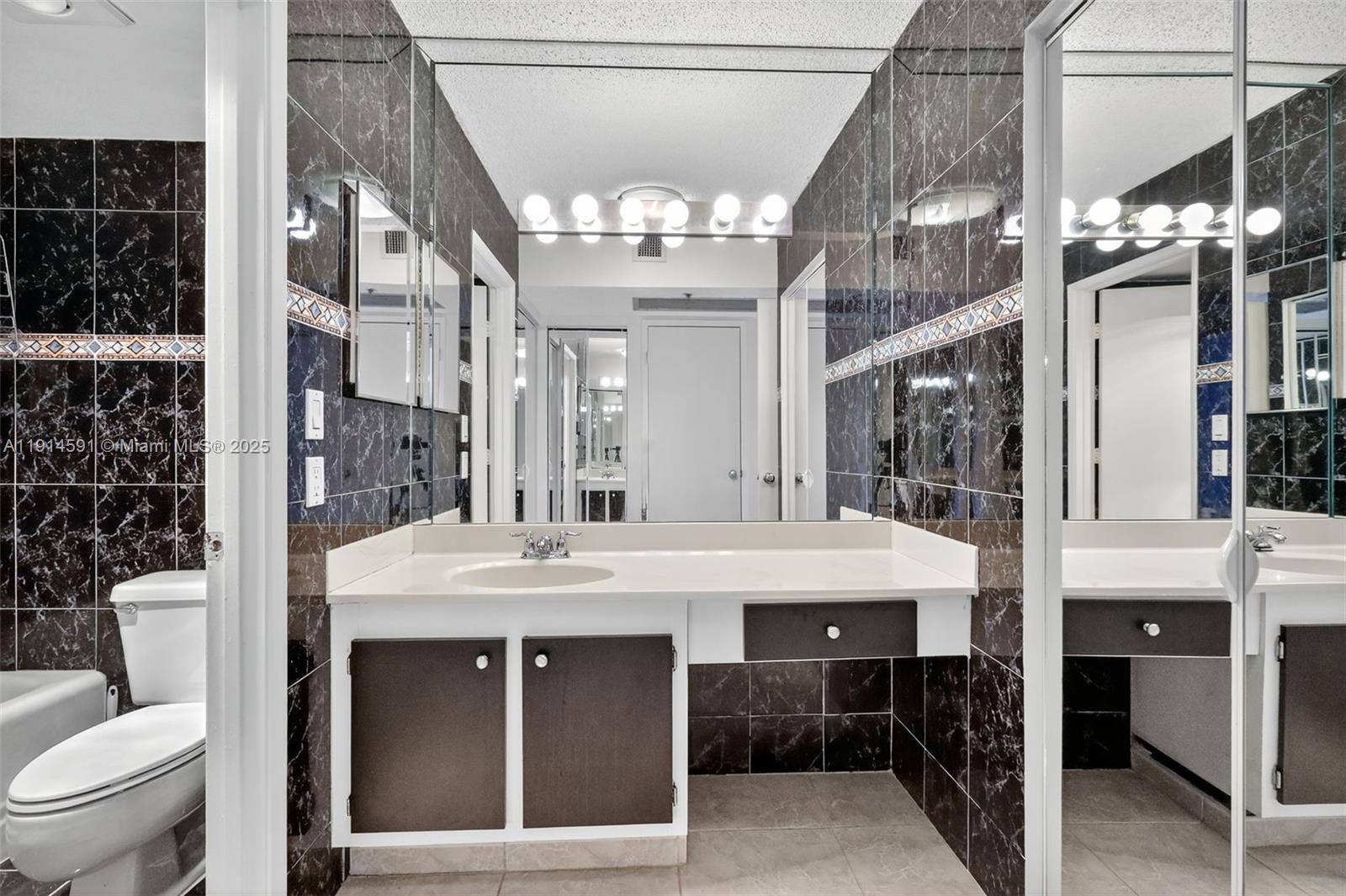 Photo of 20355 34th Ct #321, Aventura, Florida, 33180 -