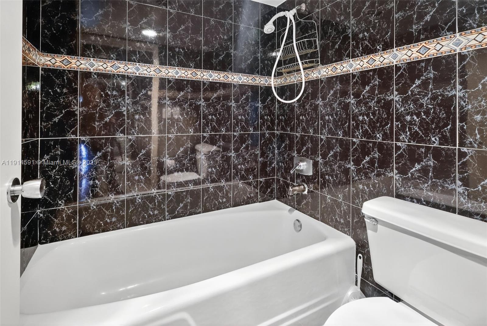 Photo of 20355 34th Ct #321, Aventura, Florida, 33180 -