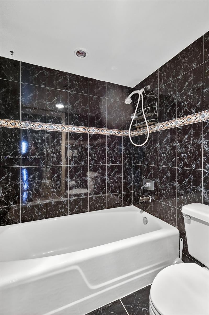 Photo of 20355 34th Ct #321, Aventura, Florida, 33180 -