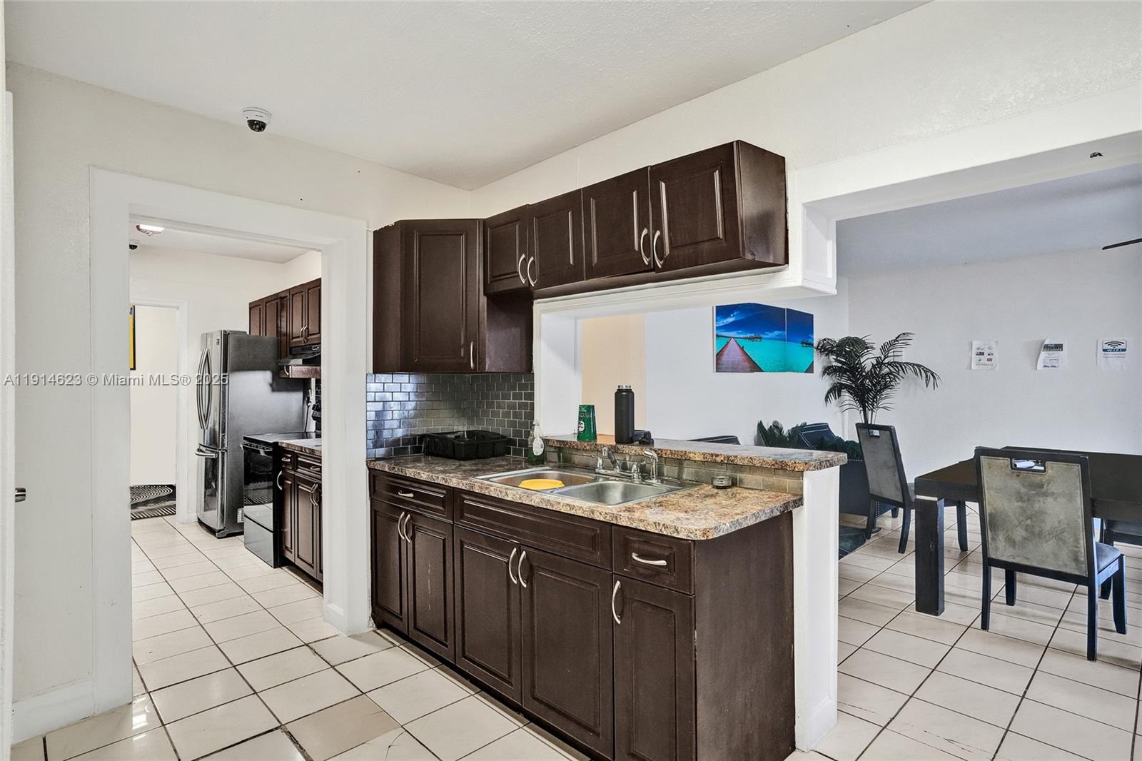 Ver detalles / 3230 sq. ft. $ 2025-11-15 0 foto