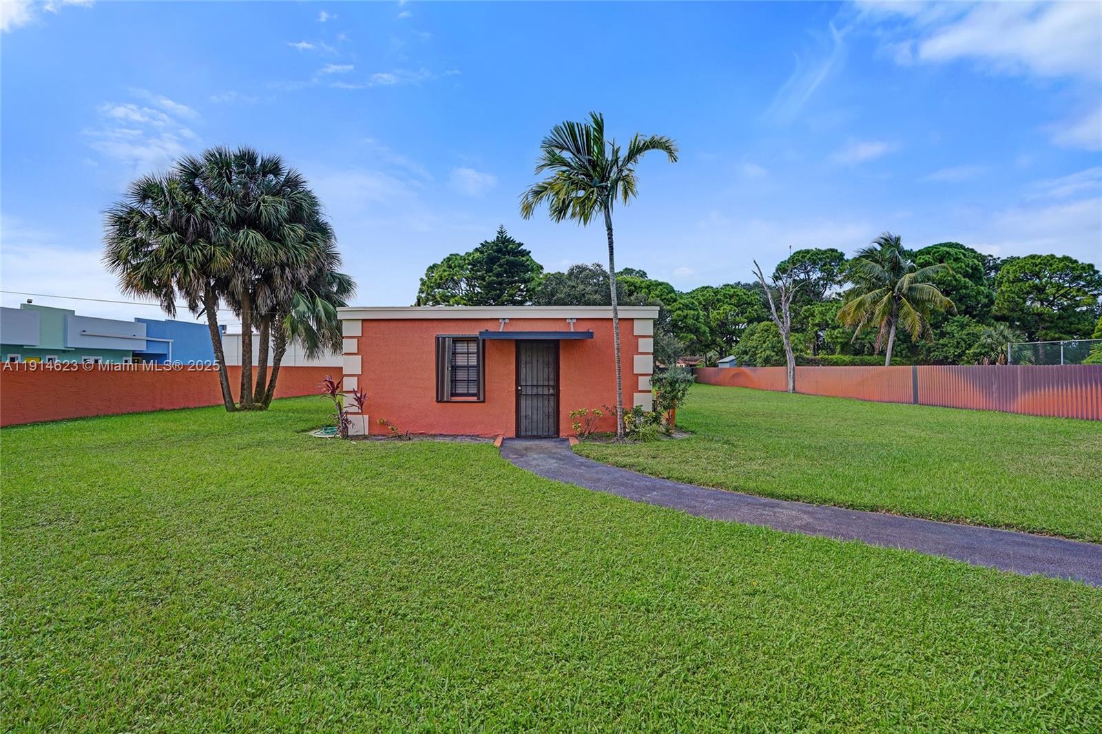 Ver detalles / 3230 sq. ft. $ 2025-11-15 0 foto