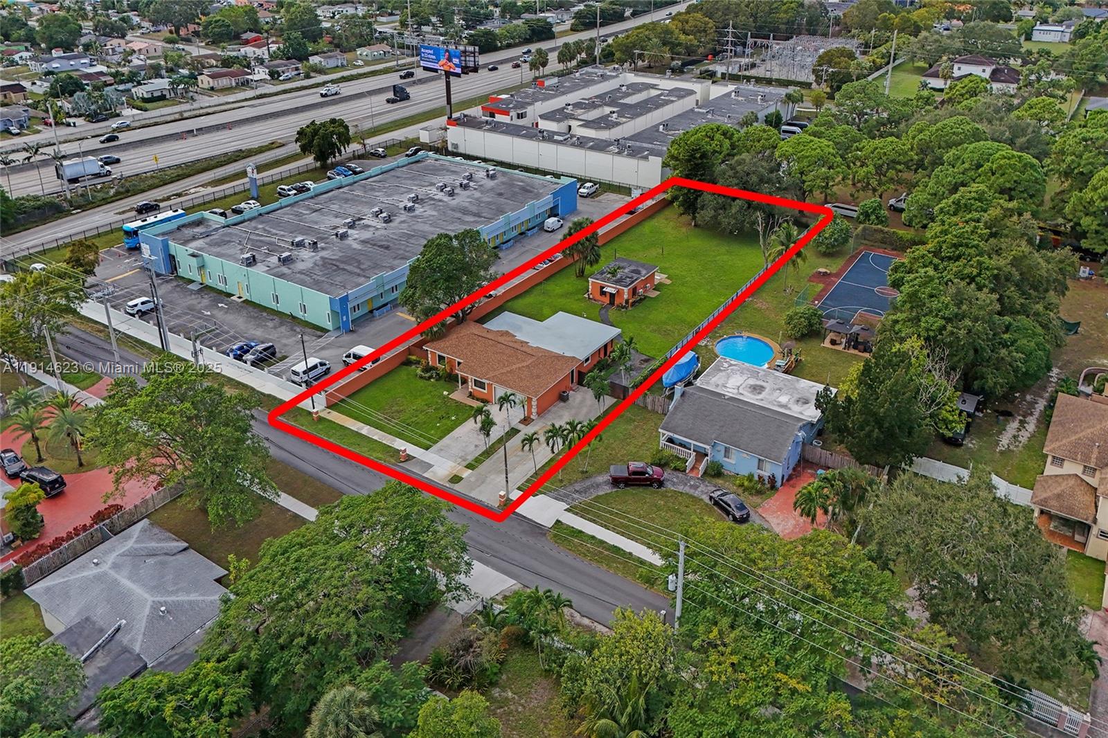 Ver detalles / 3230 sq. ft. $ 2025-11-15 0 foto