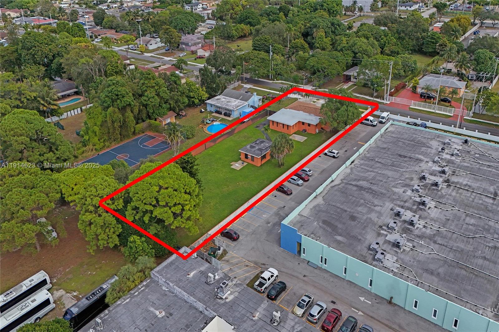 Ver detalles / 3230 sq. ft. $ 2025-11-15 0 foto