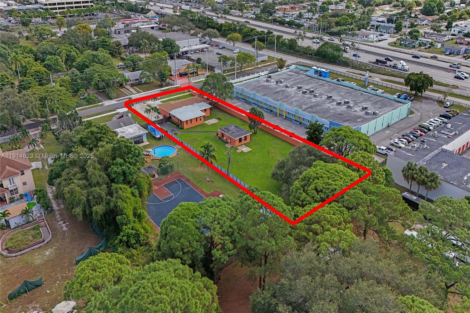 Ver detalles / 3230 sq. ft. $ 2025-11-15 0 foto