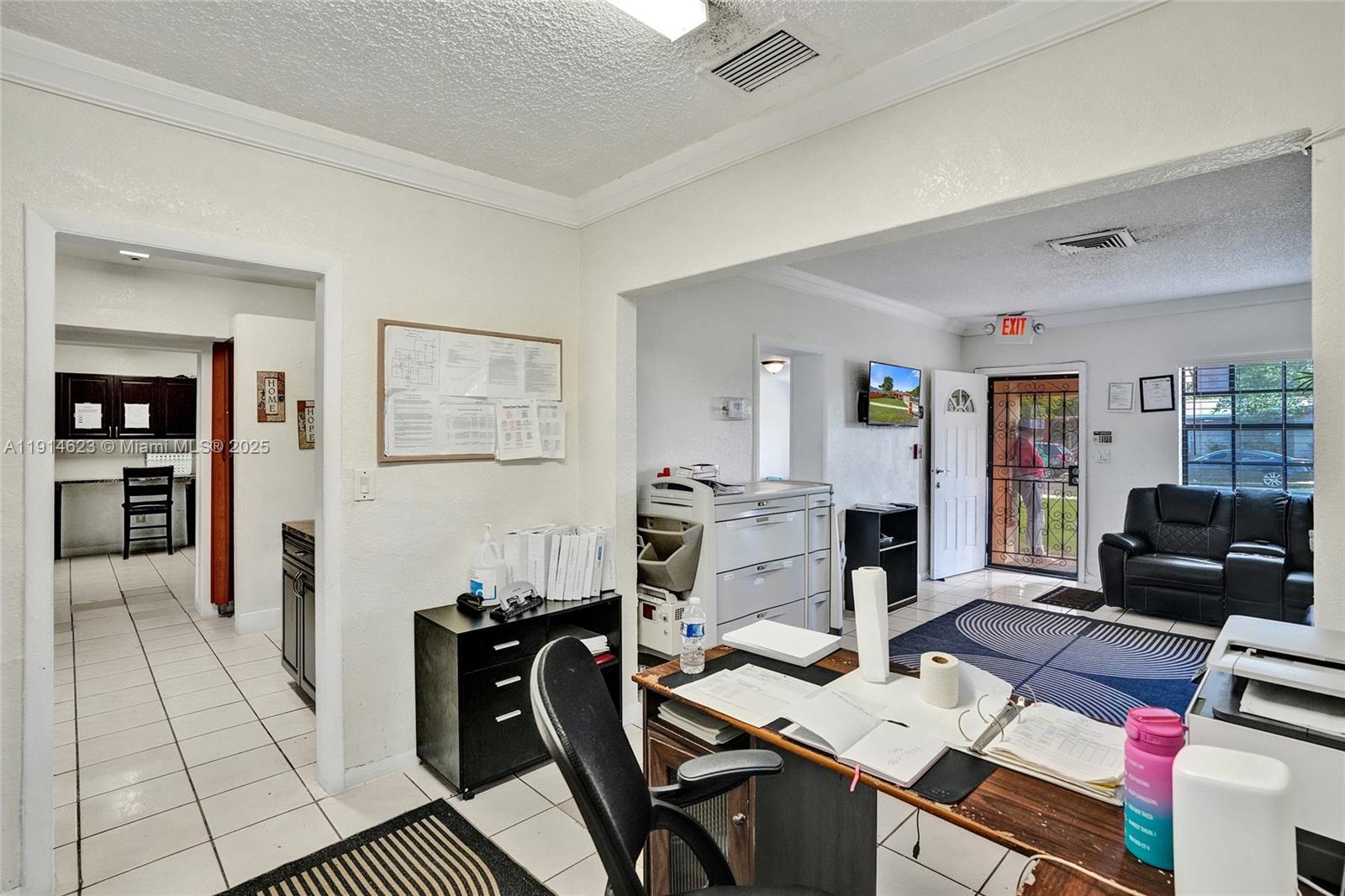 Ver detalles / 3230 sq. ft. $ 2025-11-15 0 foto